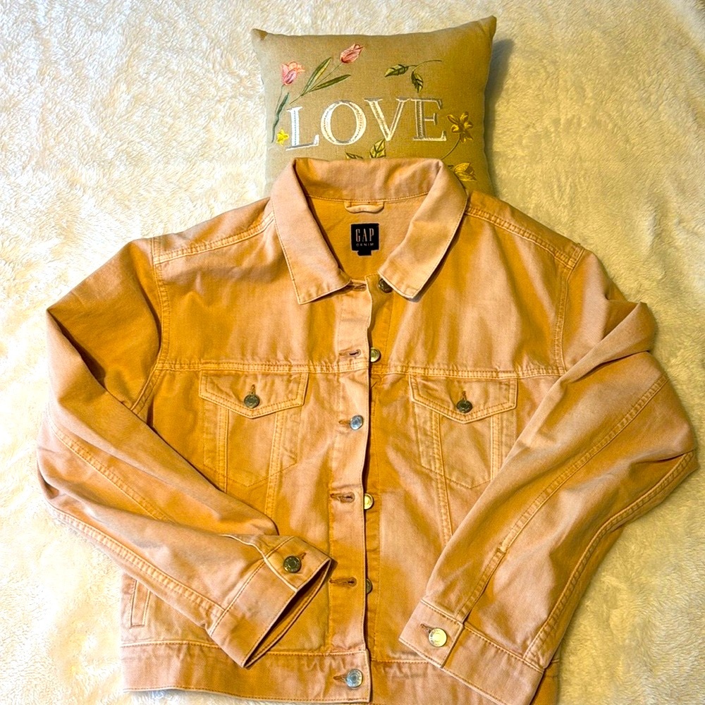 NEW GAP denim jacket!